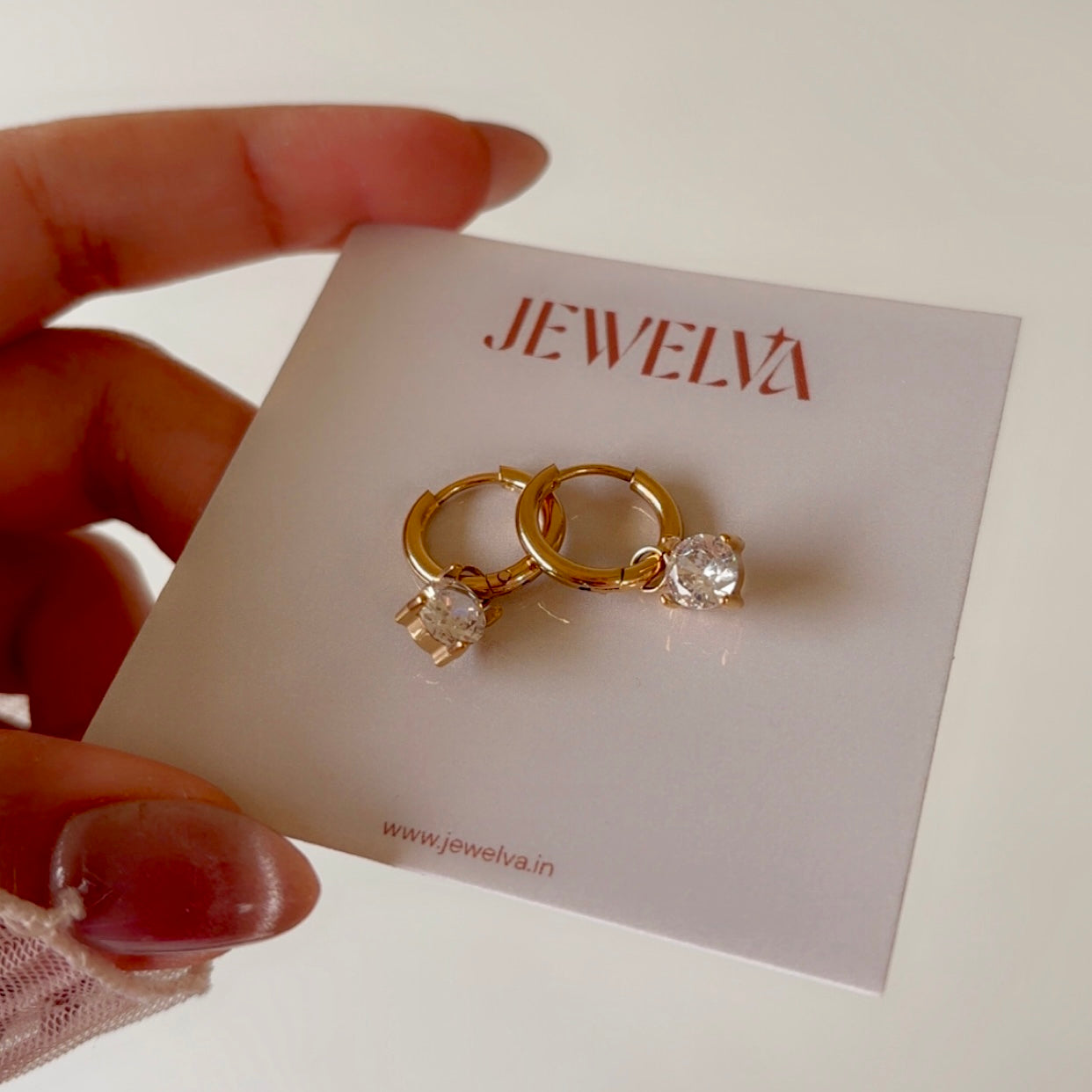 Small dainty Hoop Earrings