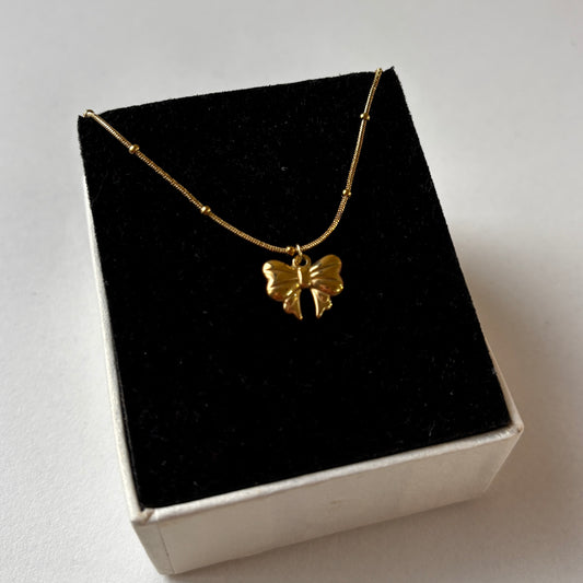 Elegant Bow Necklace