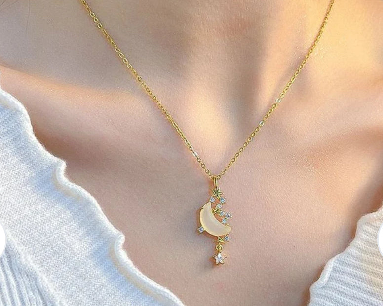 Sparkly Moon Pendant Necklace