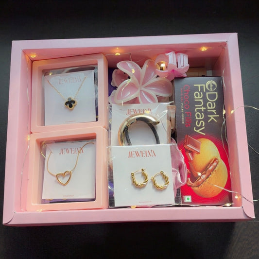 Raksha Bandhan Accessories Hamper for her