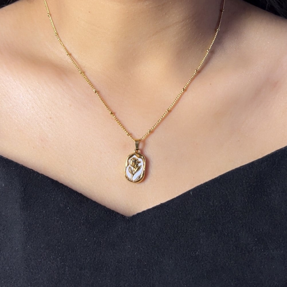White Rose Necklace