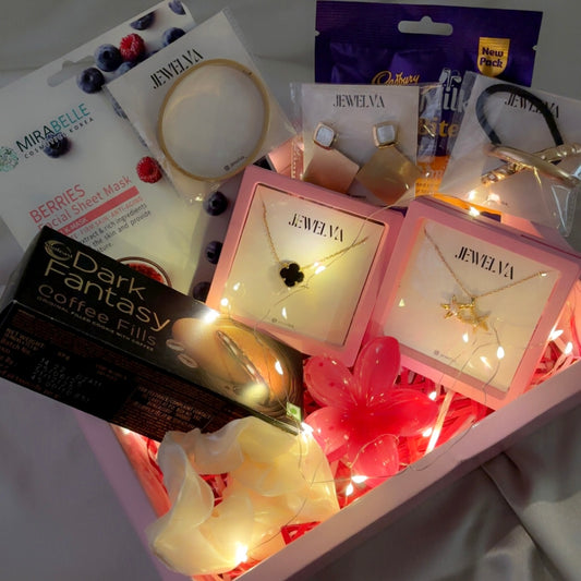 The Luxe Glam Box (Gift Hamper)