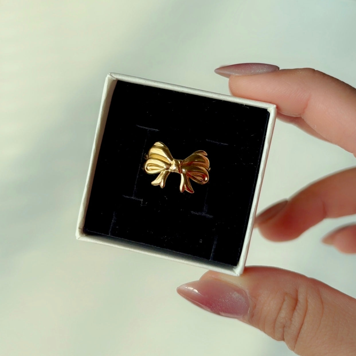 Coquette Adjustable Ring