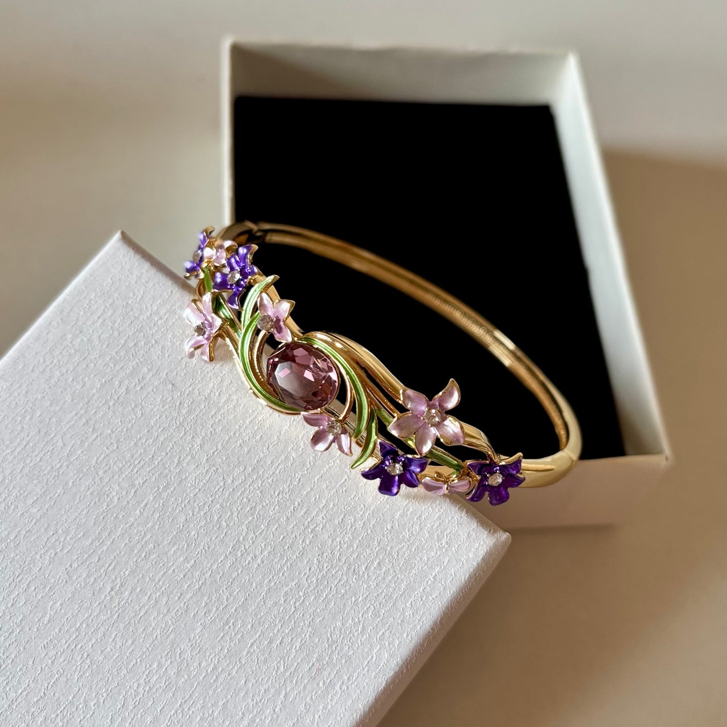 Velora Bangle