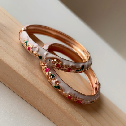 White floral bangle (set of 2) slim-medium wrist