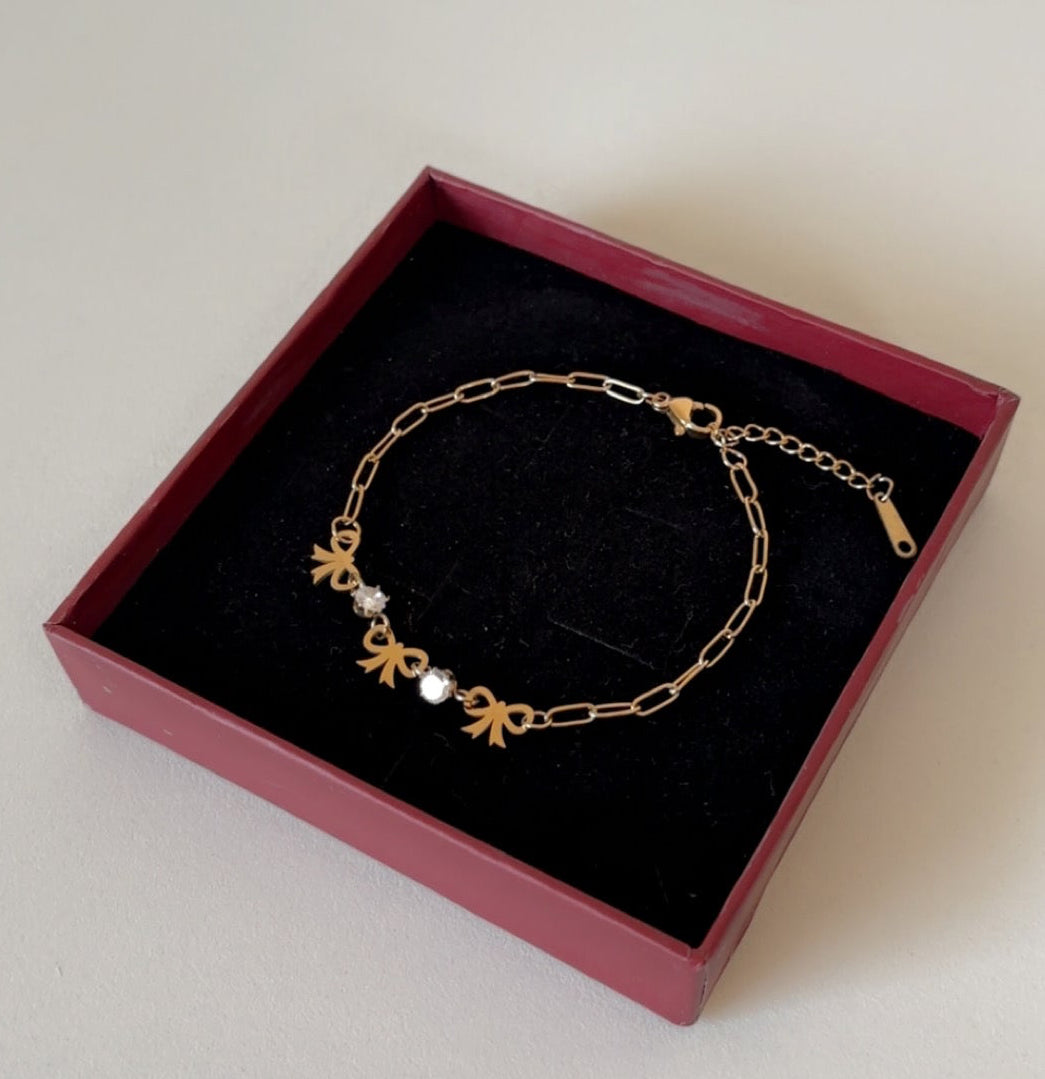 Bowy bow chain bracelet