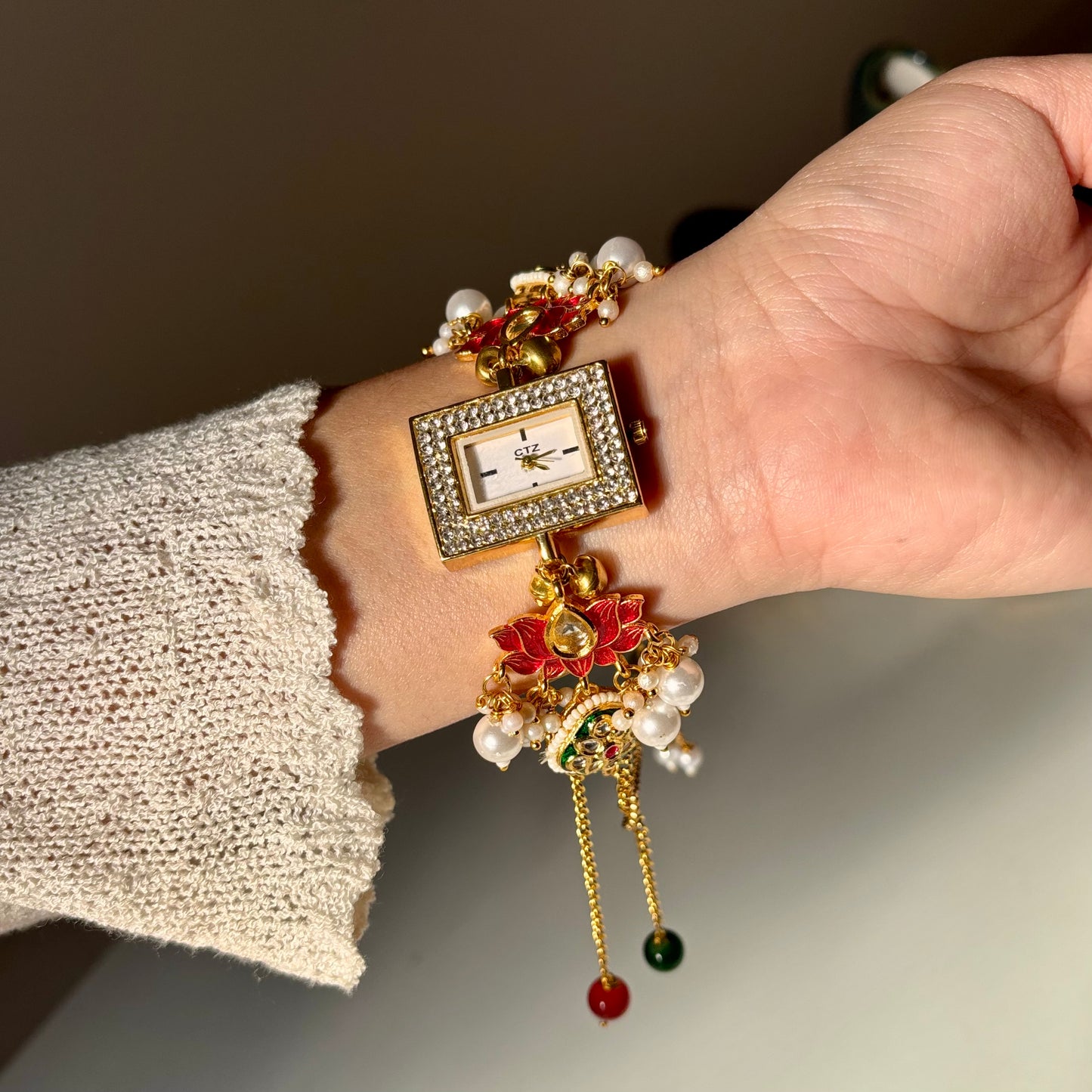 Ishira Bloom Watch