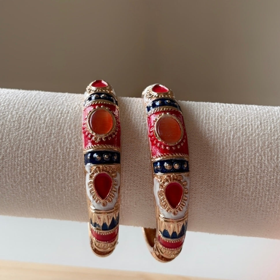 Vintage bangles (set of 2) slim-medium wrist