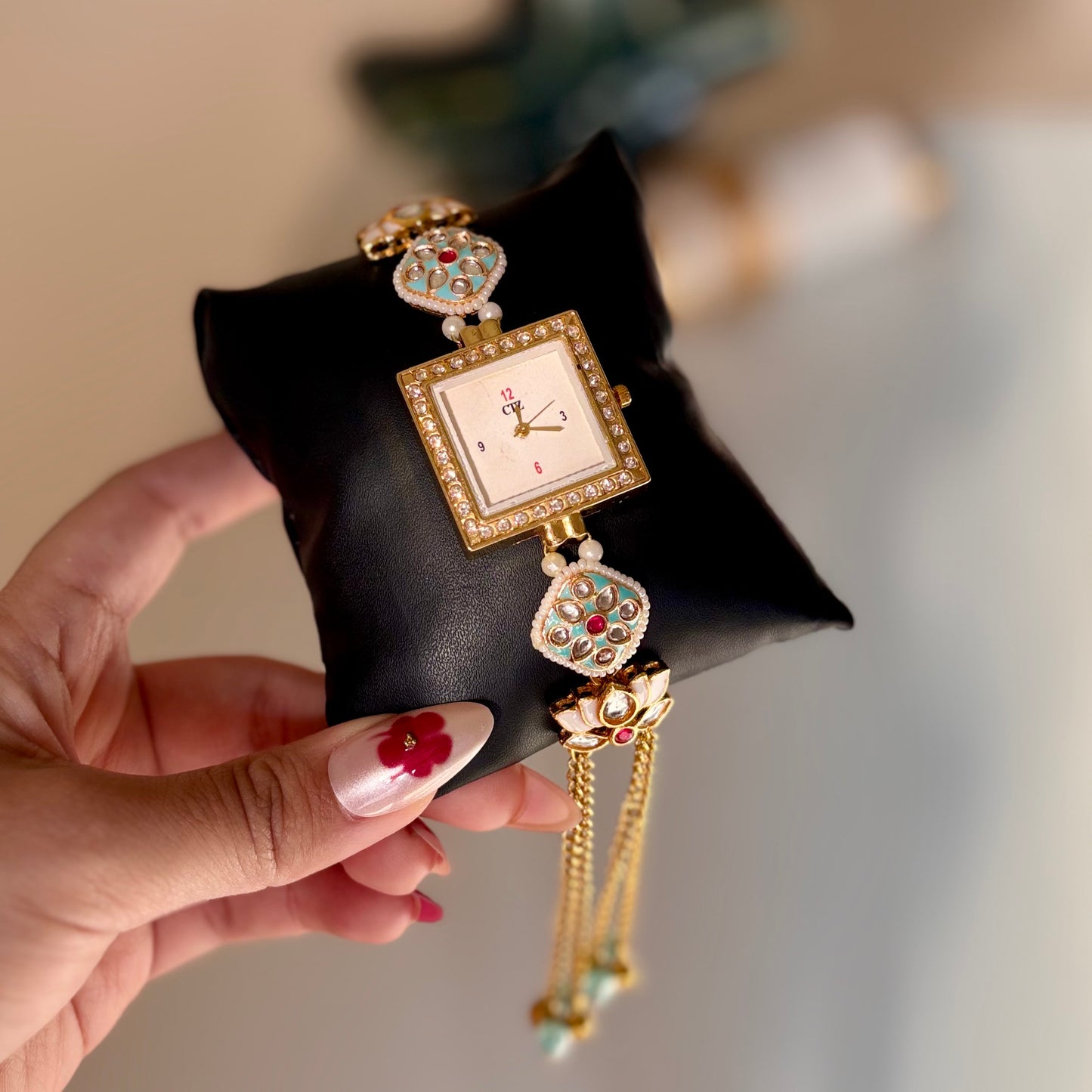 Sheesh Adjustable Watch