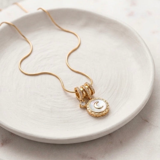 Selene Pendant Necklace