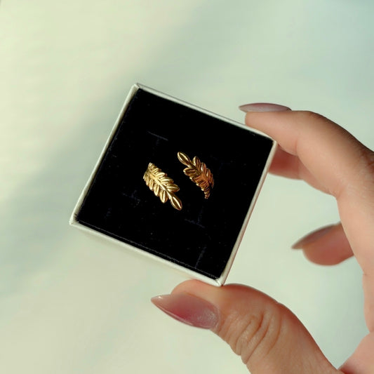 Golden Leaf Ring (adjustable)
