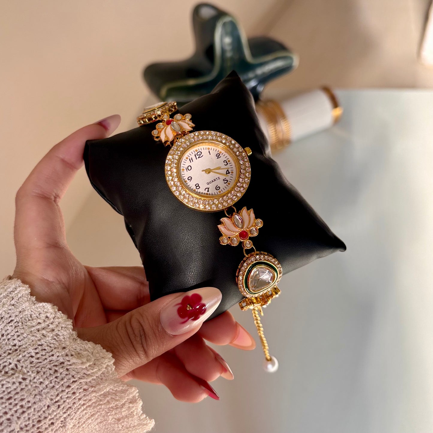 Kashi Glow (Adjustable Watch)