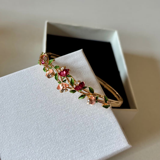 Iris Dream Bangle