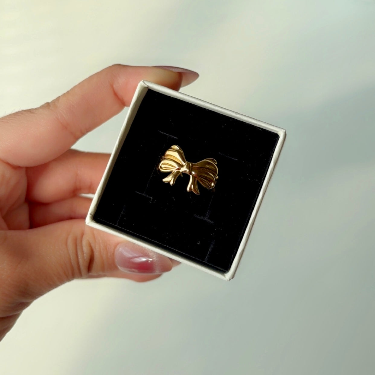 Coquette Adjustable Ring