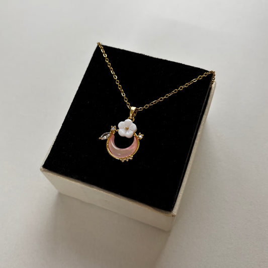 Soft Chaos Necklace