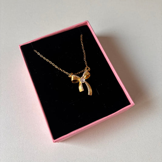 Pretty Bow Necklace