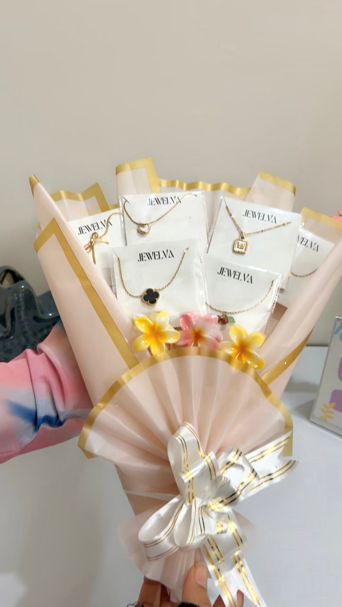 Jewelry and Accessories Gift Bouquet