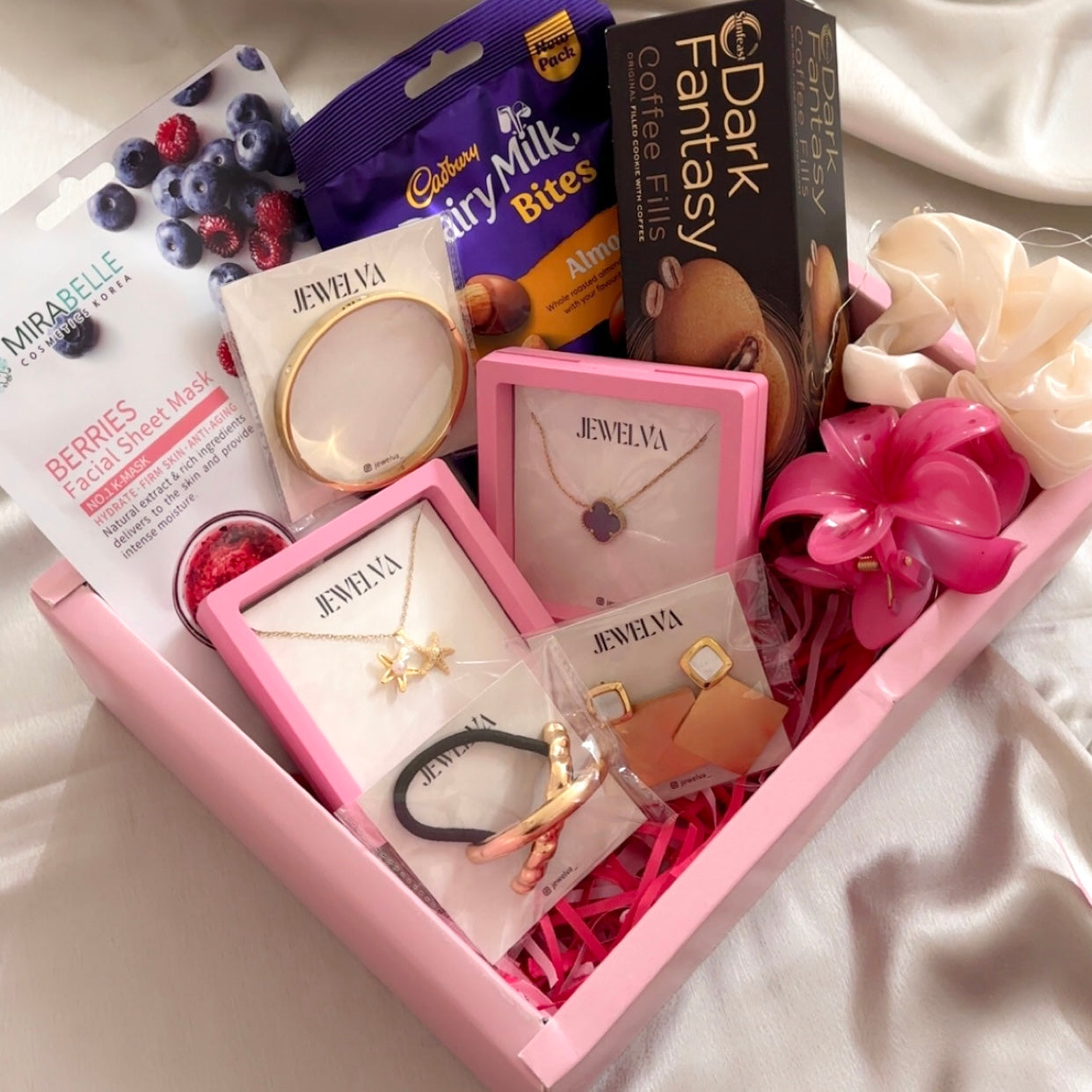 The Luxe Glam Box (Gift Hamper)